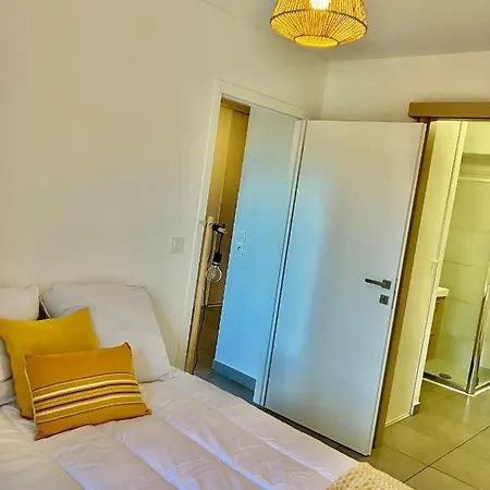 Sud , Quartier Residentiel Apartment