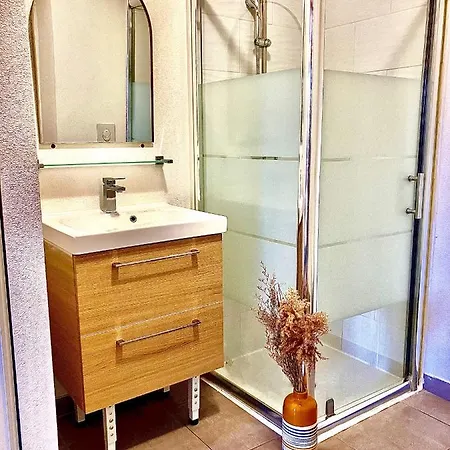 Sud , Quartier Residentiel Διαμέρισμα