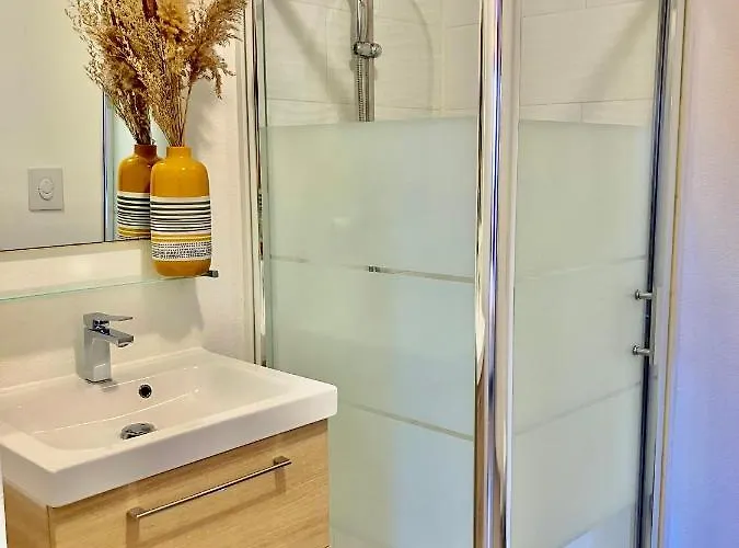 Appartement Sud , Quartier Residentiel *